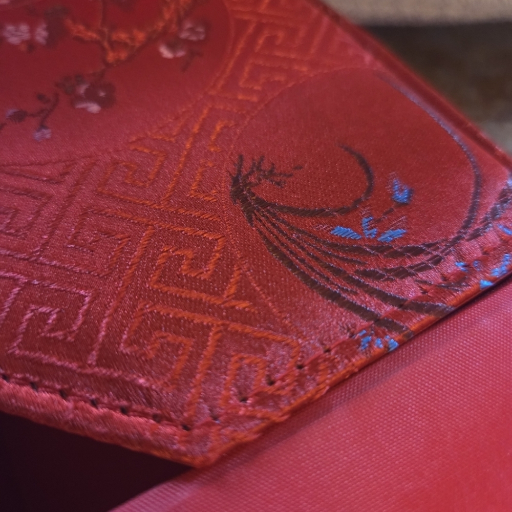 Chinese Style Takeout Red Silk Box Handbag Bamboo Handle Origami Silk Earrings - Picture 8 of 16